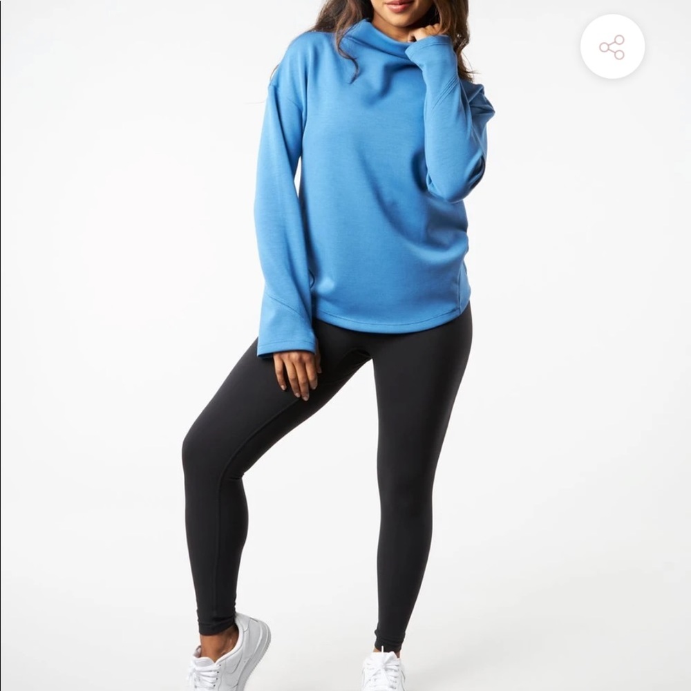 BuffBunny Hibernation Hood - Glacier NWT